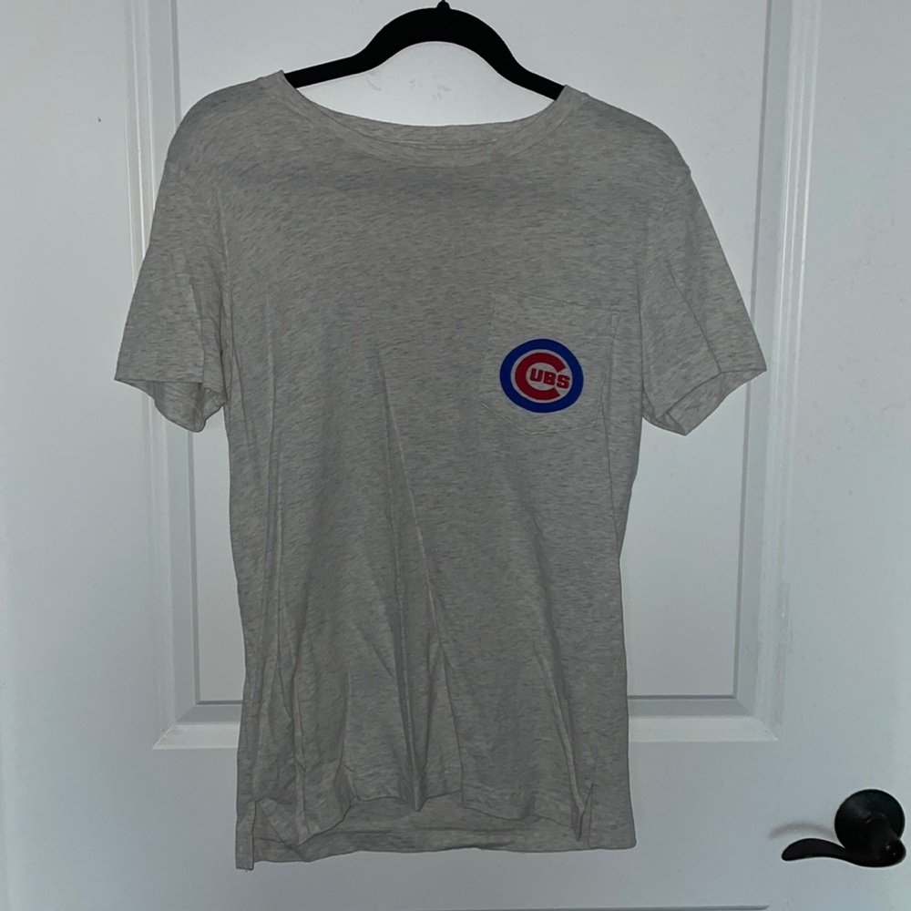 VS PINK Chicago cubs shirt